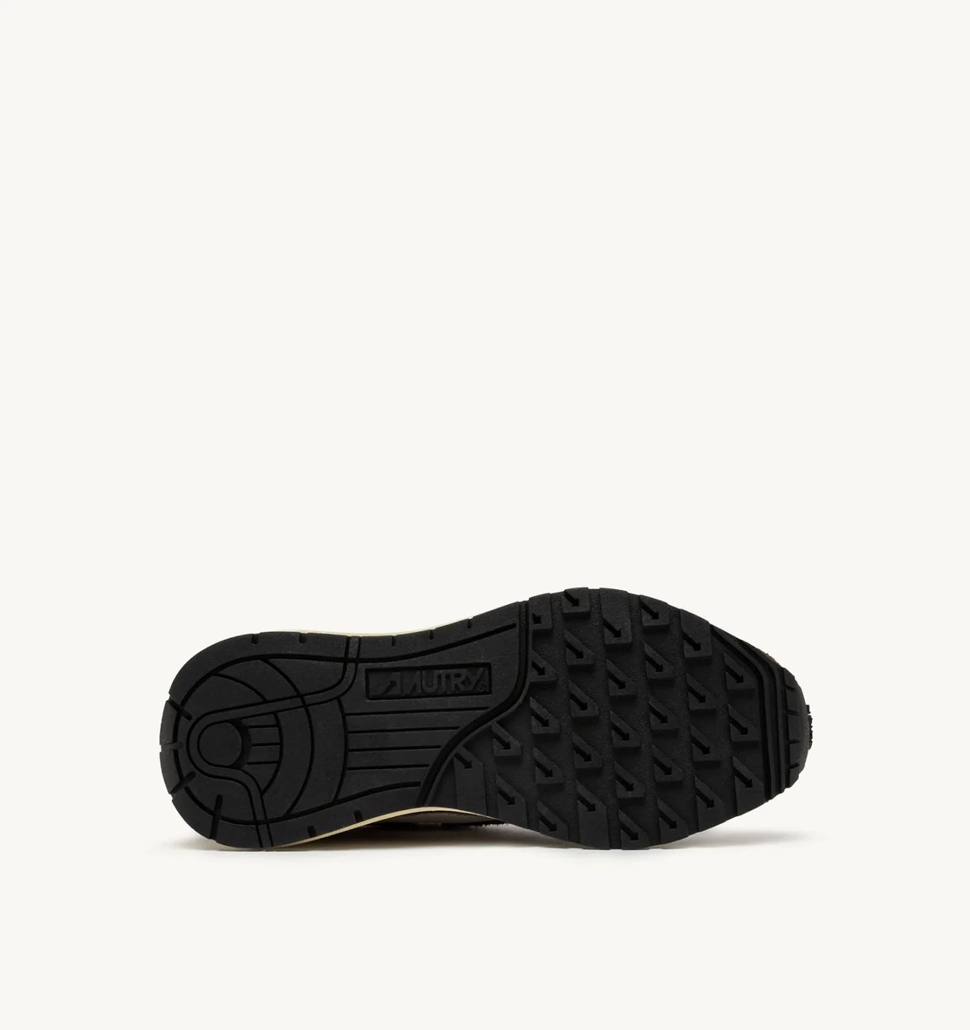 REELWIND LOW SNEAKERS IN EBONY AND WHITE EMBROIDERY